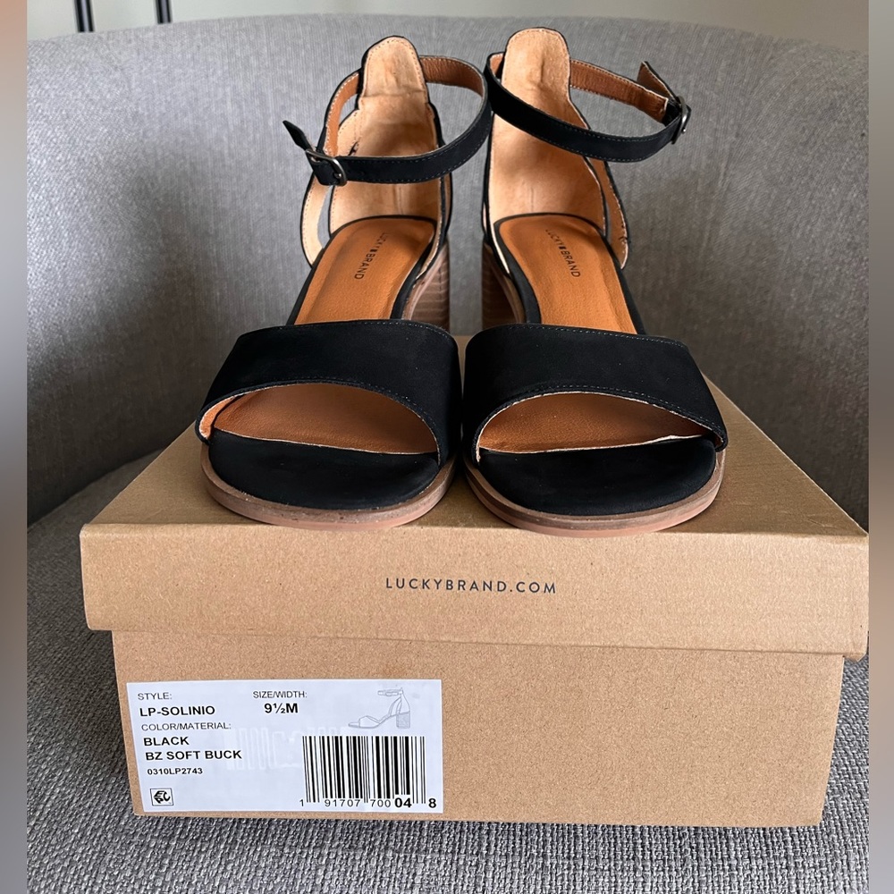 NWT Lucky Solino Sandals